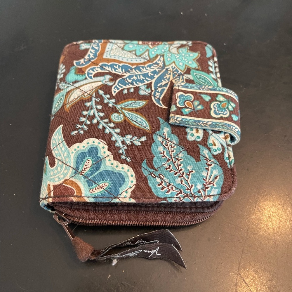 Vera Bradley shoulder Hobo Bag W/ ID & tri fold wallet - Picture 4 of 11